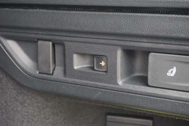 Volkswagen Passat (2025) thumbnail 43