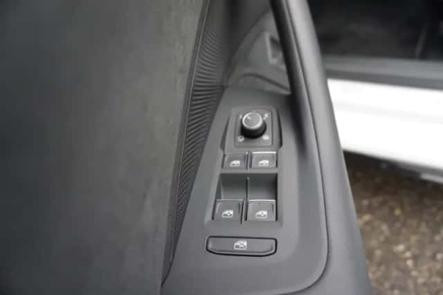 Volkswagen Passat (2025) thumbnail 46
