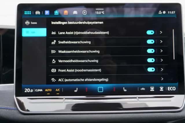 Volkswagen Passat (2025) thumbnail 69