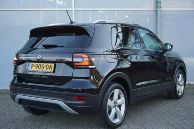 Volkswagen T-Cross (2022) thumbnail 2