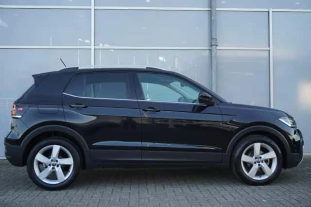Volkswagen T-Cross (2022) thumbnail 3