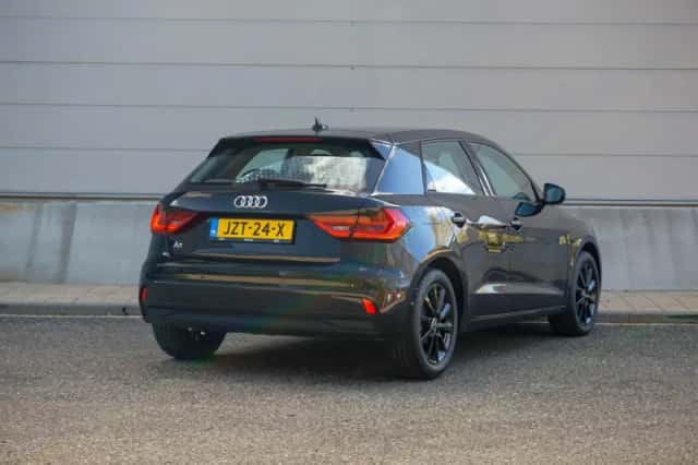 Audi A1 (2025) thumbnail 2