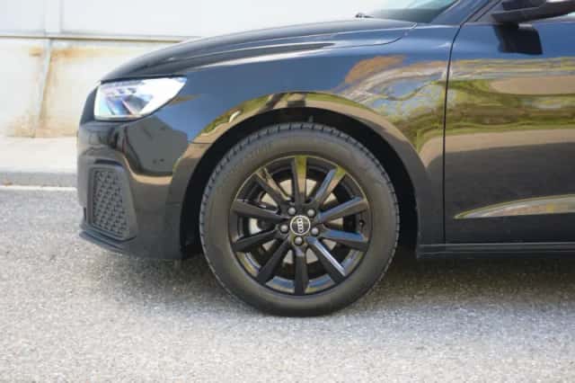 Audi A1 (2025) thumbnail 13
