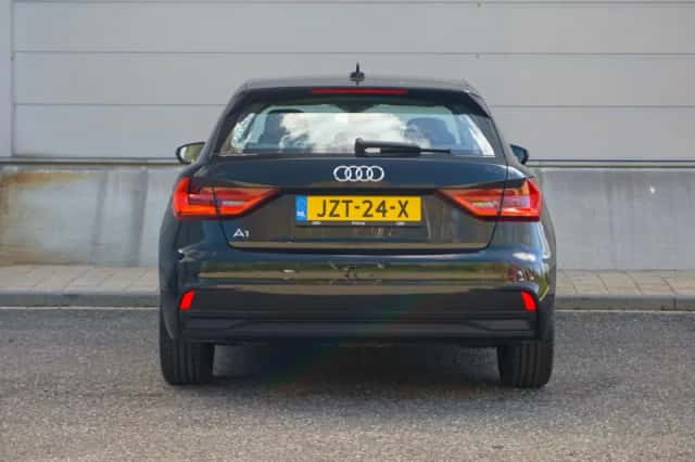 Audi A1 (2025) thumbnail 10