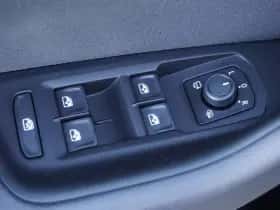 Volkswagen Passat (2020) thumbnail 39
