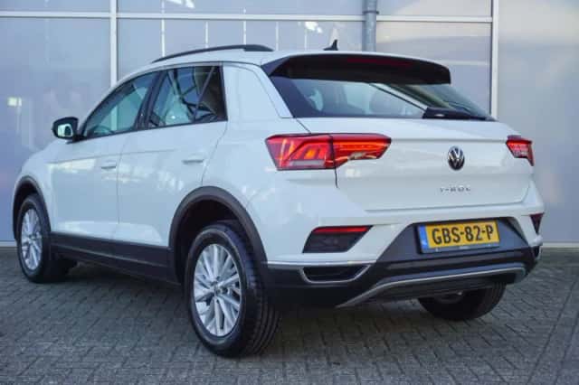 Volkswagen T-Roc (2021) thumbnail 11
