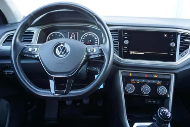 Volkswagen T-Roc (2021) thumbnail 19
