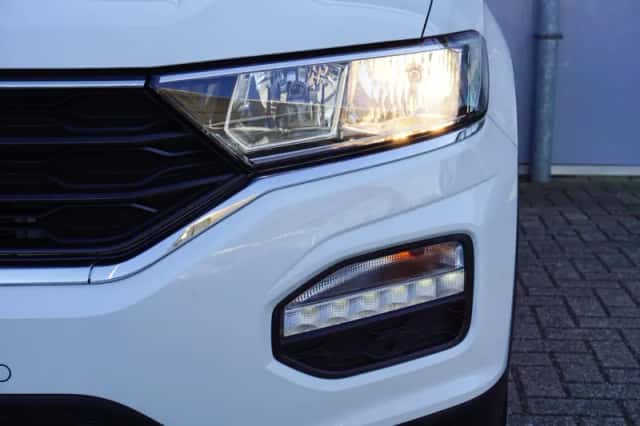 Volkswagen T-Roc (2021) thumbnail 30