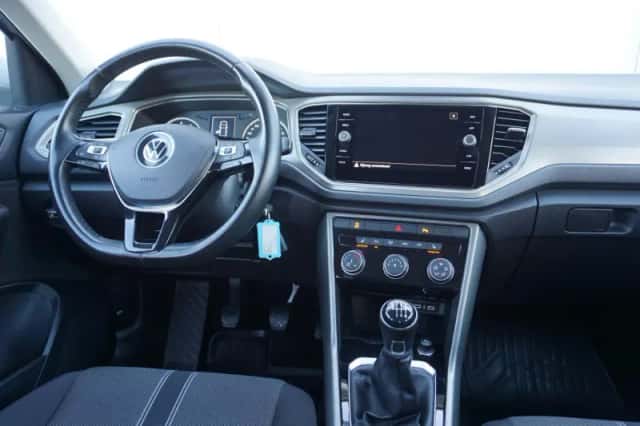Volkswagen T-Roc (2021) thumbnail 38
