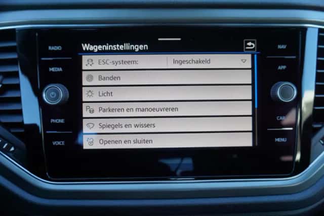 Volkswagen T-Roc (2021) thumbnail 52