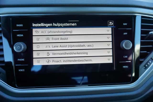 Volkswagen T-Roc (2021) thumbnail 55