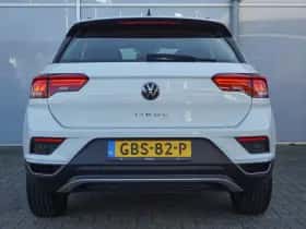 Volkswagen T-Roc (2021) thumbnail 10