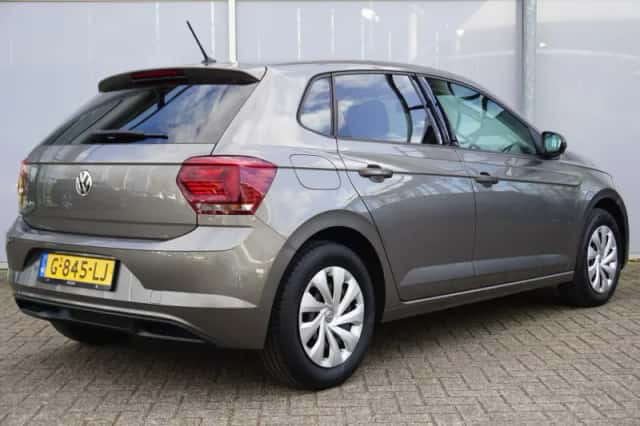 Volkswagen Polo (2019) thumbnail 2
