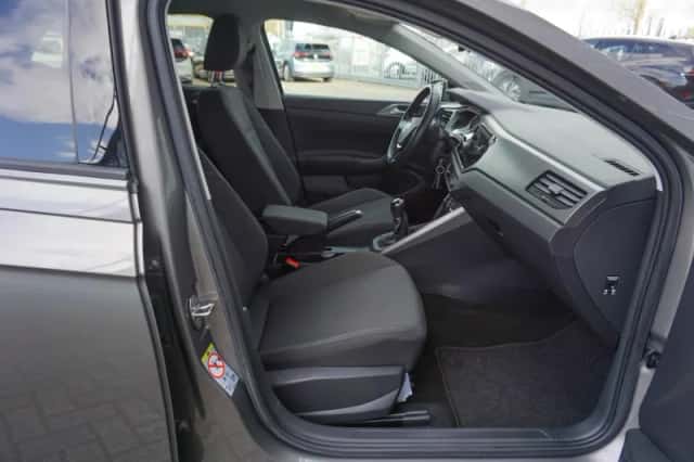 Volkswagen Polo (2019) thumbnail 29