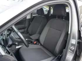 Volkswagen Polo (2019) thumbnail 4