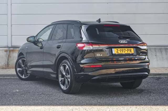 Audi Q4 e-tron (2024) thumbnail 13