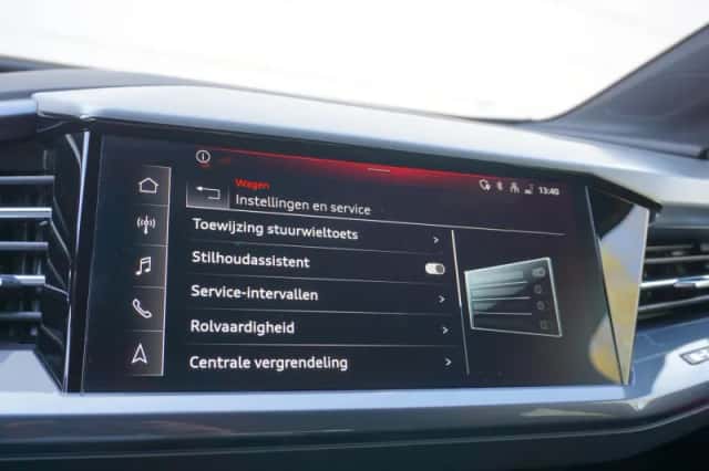 Audi Q4 e-tron (2024) thumbnail 43