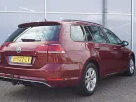 Volkswagen Golf (2020) thumbnail 2