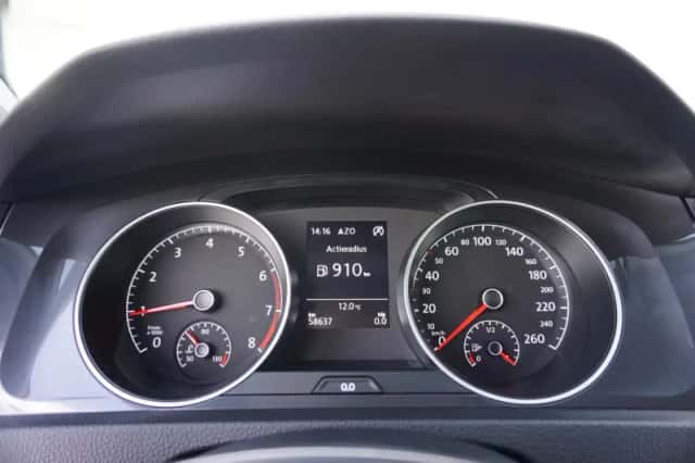 Volkswagen Golf (2020) thumbnail 21