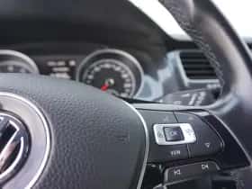 Volkswagen Golf (2020) thumbnail 23