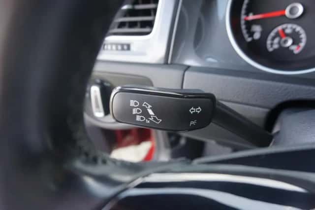 Volkswagen Golf (2020) thumbnail 36