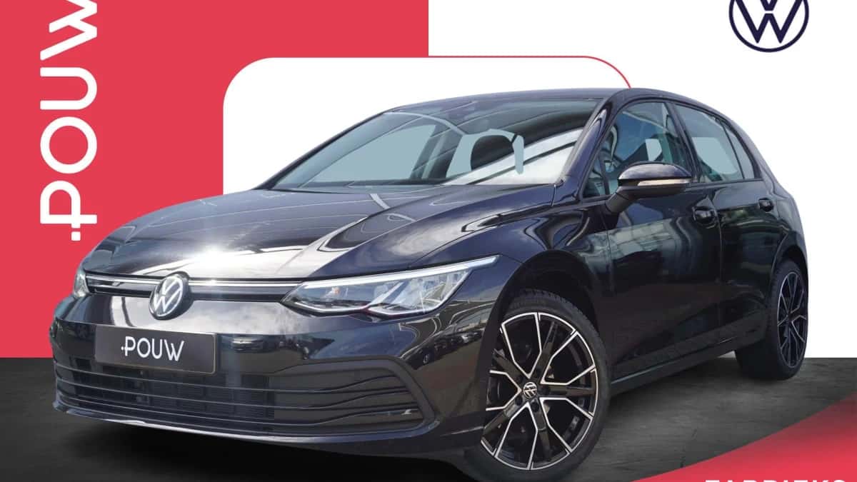 Volkswagen Golf (2023) — foto 1