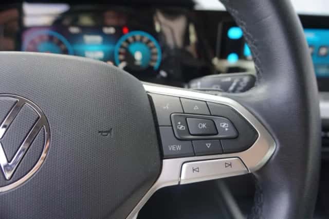 Volkswagen Golf (2023) thumbnail 22
