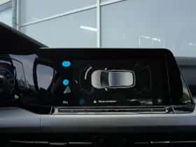 Volkswagen Golf (2023) thumbnail 26