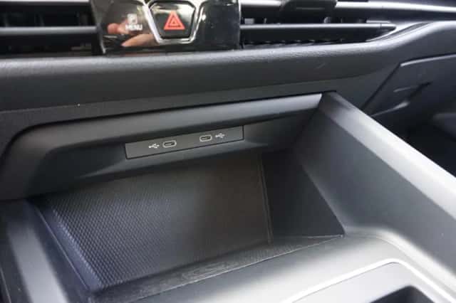 Volkswagen Golf (2023) thumbnail 28