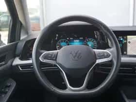 Volkswagen Golf (2023) thumbnail 36