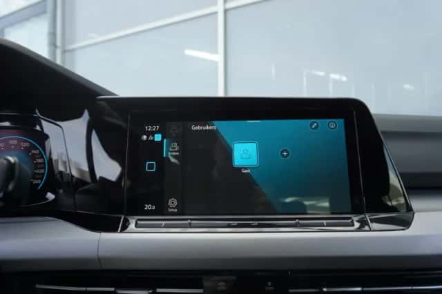 Volkswagen Golf (2023) thumbnail 49