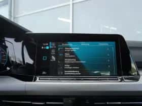 Volkswagen Golf (2023) thumbnail 52