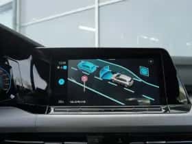 Volkswagen Golf (2023) thumbnail 54