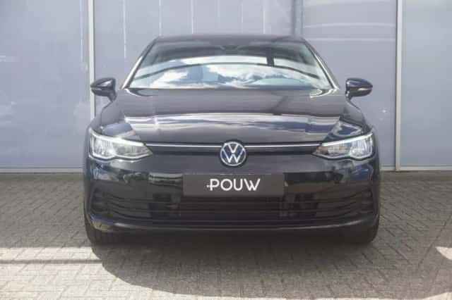 Volkswagen Golf (2023) thumbnail 8