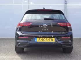 Volkswagen Golf (2023) thumbnail 10