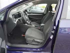 Volkswagen Golf (2023) thumbnail 21