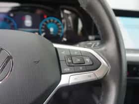 Volkswagen Golf (2023) thumbnail 25