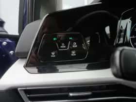 Volkswagen Golf (2023) thumbnail 37