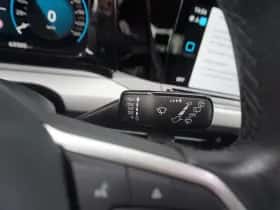 Volkswagen Golf (2023) thumbnail 39