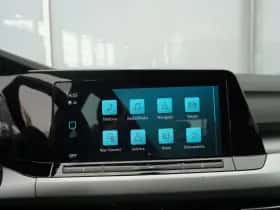 Volkswagen Golf (2023) thumbnail 42