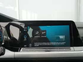 Volkswagen Golf (2023) thumbnail 43