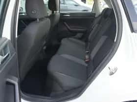 Volkswagen Polo (2023) thumbnail 18