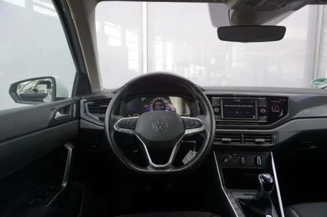 Volkswagen Polo (2023) thumbnail 20