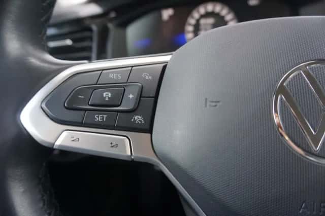 Volkswagen Polo (2023) thumbnail 22