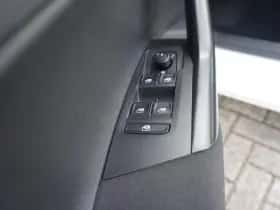 Volkswagen Polo (2023) thumbnail 35