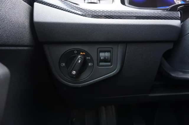 Volkswagen Polo (2023) thumbnail 37