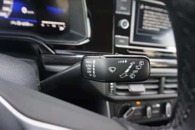 Volkswagen Polo (2023) thumbnail 40