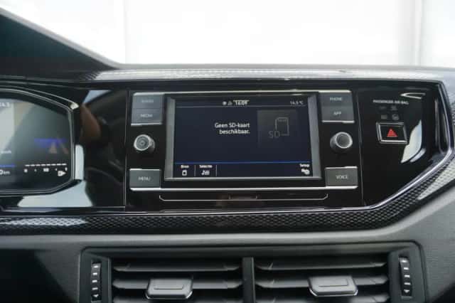 Volkswagen Polo (2023) thumbnail 45