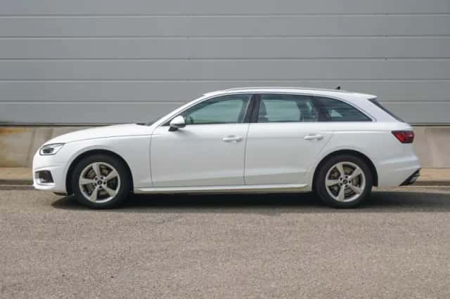Audi A4 (2023) thumbnail 13