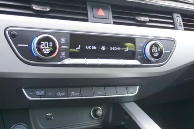 Audi A4 (2023) thumbnail 29